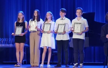 Gala laureat&oacute;w konkurs&oacute;w przedmiotowych 3