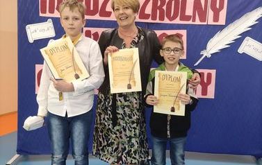 SUKCESY  UCZNI&Oacute;W Z KLAS I - III 10