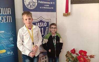 SUKCESY  UCZNI&Oacute;W Z KLAS I - III 13