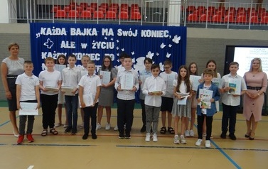 Zakończenie roku szkolnego 2021/2022 dla klas IV - VII 12
