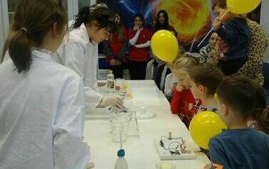 Dzień otwarty SP2 w mikołajkowej atmosferze 2
