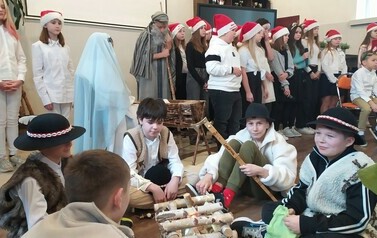Akademia z okazji Świąt Bożego Narodzenia 6