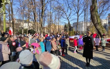 11 listopada 2021 - śpiew dla jaślan 5