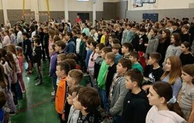 Dw&oacute;jka do hymnu! 4