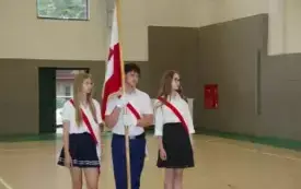 Galeria aktualności &bdquo;Żegnaj lato na rok&rdquo;- uroczystość rozpoczęcia nowego roku szkolnego dla klas IV-VIII 2