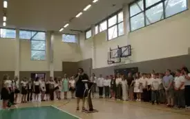 Galeria aktualności &bdquo;Żegnaj lato na rok&rdquo;- uroczystość rozpoczęcia nowego roku szkolnego dla klas IV-VIII 18