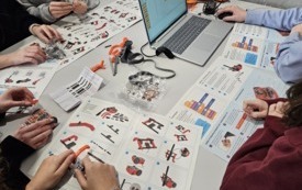 Galeria aktualności Zabawa z robotykę w ramach "Lekcji o Funduszach Europejskich IX" 9