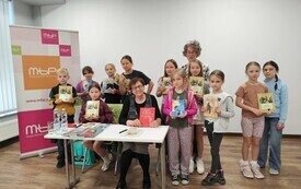 Galeria aktualności Spotkanie autorskie w Miejskiej Bibliotece Publicznej  2
