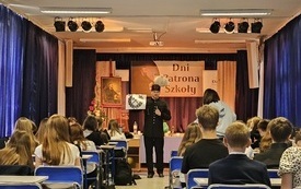 Galeria aktualności Laureaci konkursu wiedzy o I. Łukasiewiczu 1
