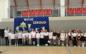 Galeria aktualności Uroczyste rozpoczęcie roku szkolnego dla klas 4-8 4