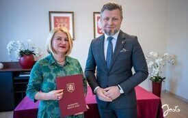 Galeria aktualności Pow&oacute;d do dumy i radości! Wyjątkowe wyr&oacute;żnienia dla naszych nauczycieli z okazji Dnia Edukacji Narodowej 2