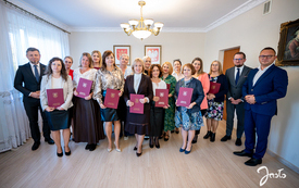 Galeria aktualności Pow&oacute;d do dumy i radości! Wyjątkowe wyr&oacute;żnienia dla naszych nauczycieli z okazji Dnia Edukacji Narodowej 7