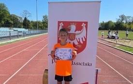 Galeria aktualności Świetny początek roku szkolnego dla uczni&oacute;w SP2 w lekkoatletyce 3